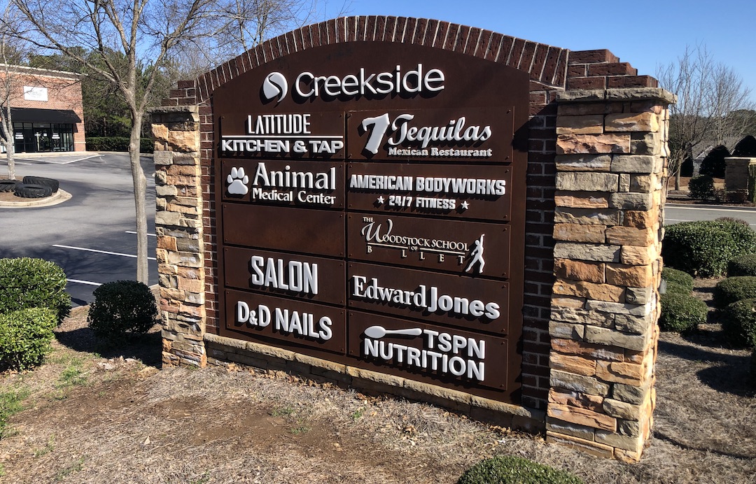 creekside shopping center monument sign in Georgia