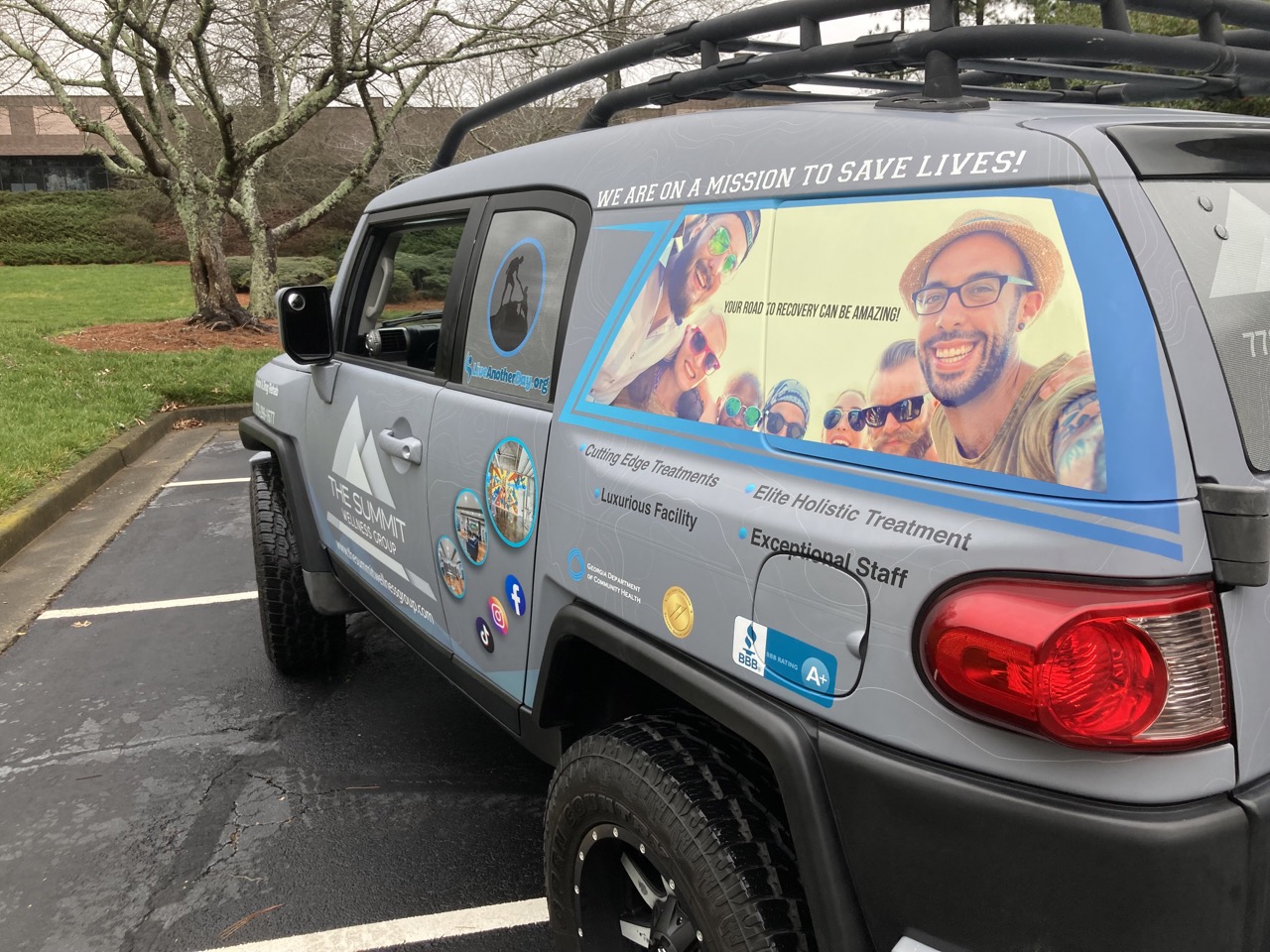 partial wraps and vinyl lettering for advertising on cars in Georgia