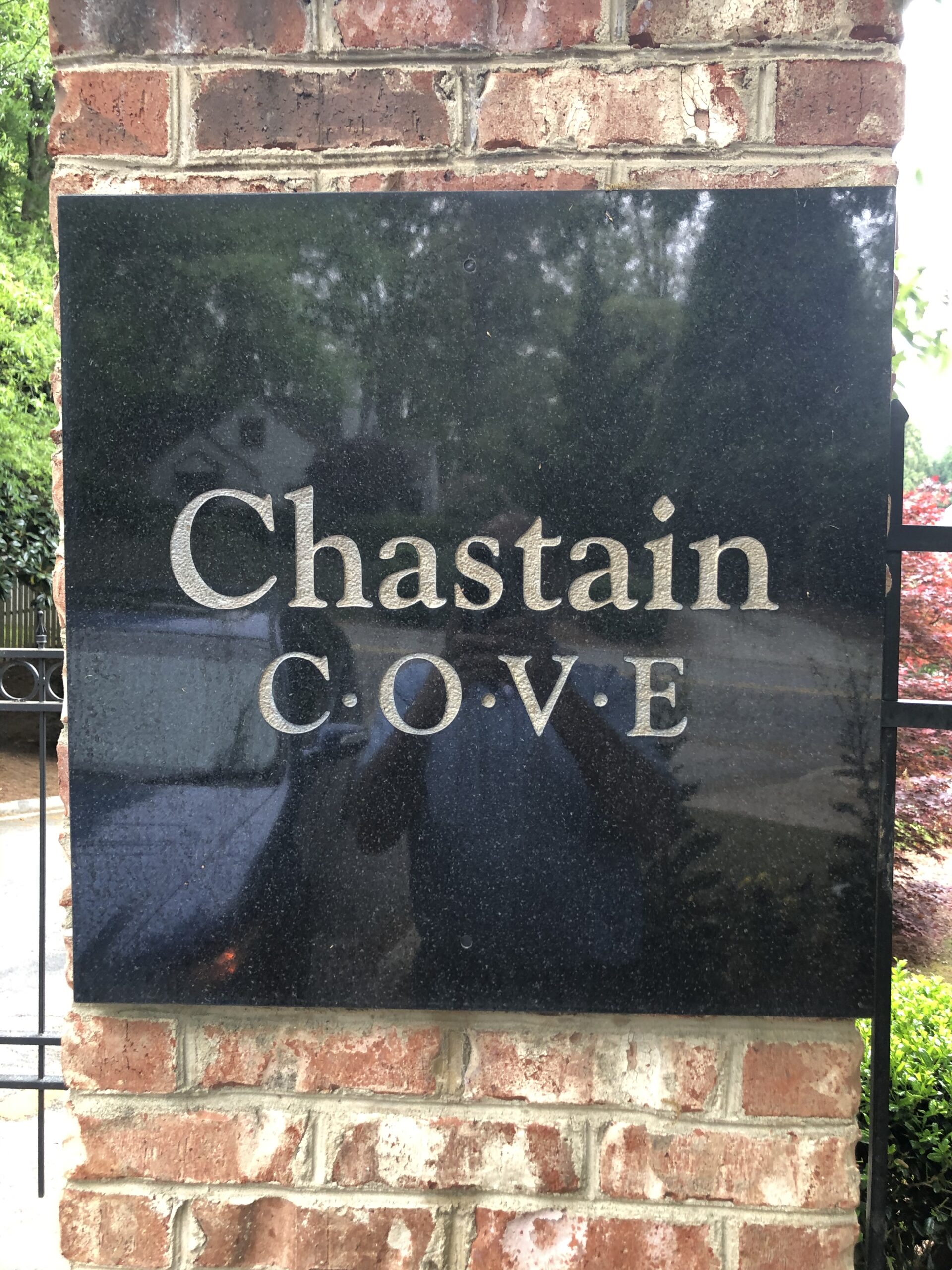 plaque sign for Chastain Cove in Atlanta